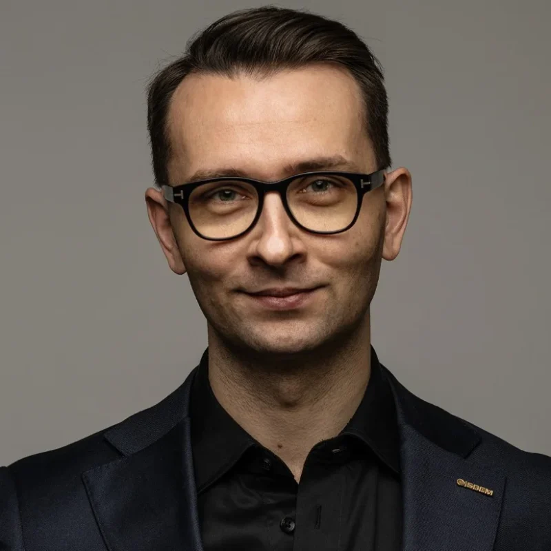Tomasz Beben_zdj_kwadrat